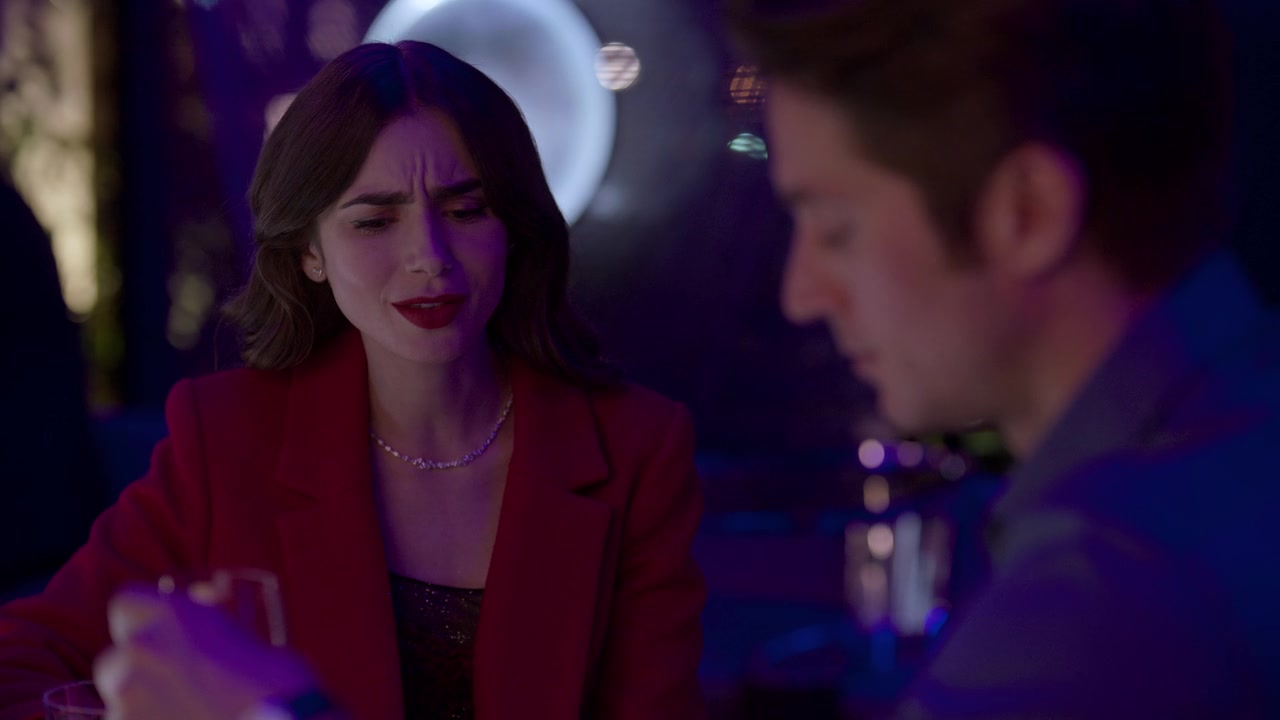 Emily_in_Paris_S01E07_French_Ending_720p_NF_WEB-DL_DDP5_1_x264-BTN_0876.jpg