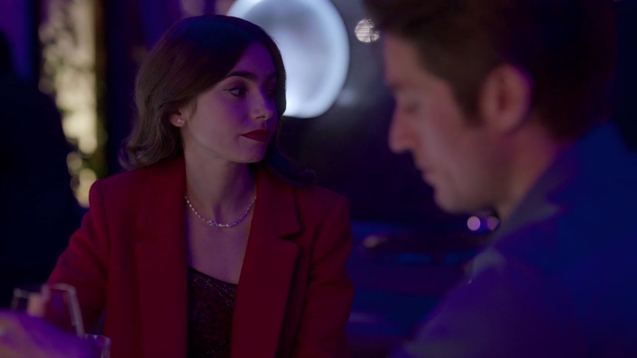 Emily_in_Paris_S01E07_French_Ending_720p_NF_WEB-DL_DDP5_1_x264-BTN_0885.jpg