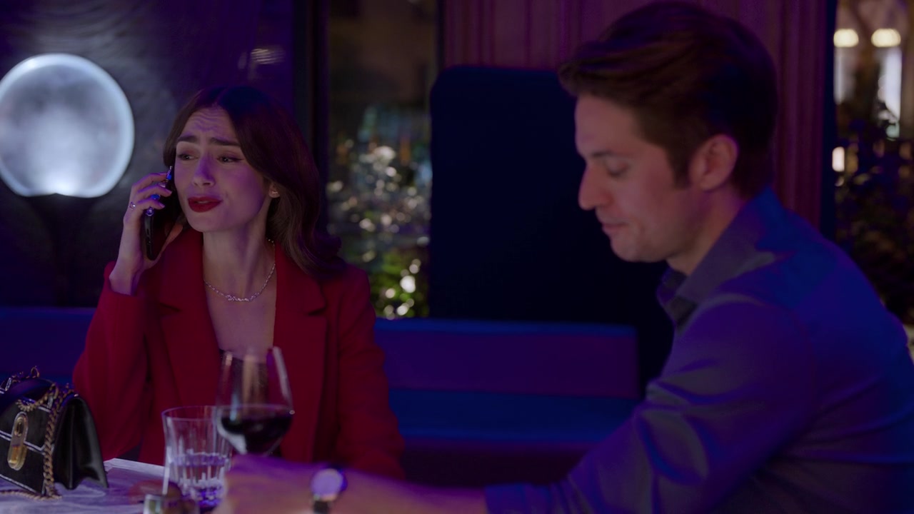 Emily_in_Paris_S01E07_French_Ending_720p_NF_WEB-DL_DDP5_1_x264-BTN_0889.jpg