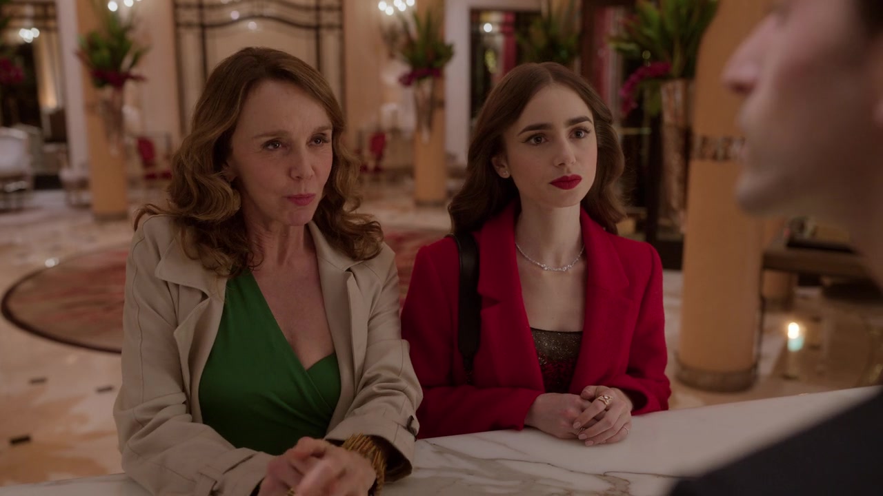 Emily_in_Paris_S01E07_French_Ending_720p_NF_WEB-DL_DDP5_1_x264-BTN_0911.jpg