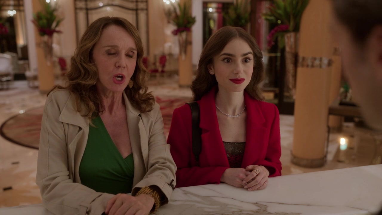 Emily_in_Paris_S01E07_French_Ending_720p_NF_WEB-DL_DDP5_1_x264-BTN_0922.jpg
