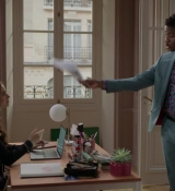 Emily_in_Paris_S01E07_French_Ending_720p_NF_WEB-DL_DDP5_1_x264-BTN_0068.jpg