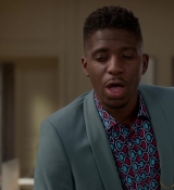 Emily_in_Paris_S01E07_French_Ending_720p_NF_WEB-DL_DDP5_1_x264-BTN_0075.jpg