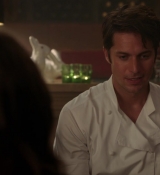 Emily_in_Paris_S01E07_French_Ending_720p_NF_WEB-DL_DDP5_1_x264-BTN_0272.jpg