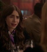 Emily_in_Paris_S01E07_French_Ending_720p_NF_WEB-DL_DDP5_1_x264-BTN_0298.jpg