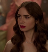 Emily_in_Paris_S01E07_French_Ending_720p_NF_WEB-DL_DDP5_1_x264-BTN_0535.jpg