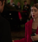 Emily_in_Paris_S01E07_French_Ending_720p_NF_WEB-DL_DDP5_1_x264-BTN_0624.jpg