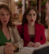 Emily_in_Paris_S01E07_French_Ending_720p_NF_WEB-DL_DDP5_1_x264-BTN_0917.jpg