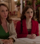 Emily_in_Paris_S01E07_French_Ending_720p_NF_WEB-DL_DDP5_1_x264-BTN_0920.jpg