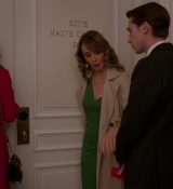 Emily_in_Paris_S01E07_French_Ending_720p_NF_WEB-DL_DDP5_1_x264-BTN_0943.jpg