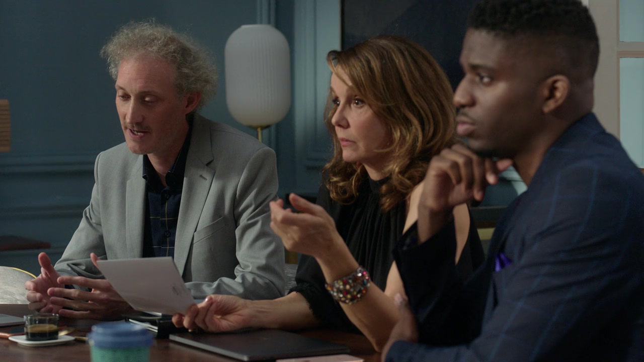 Emily_in_Paris_S01E08_Family_Affair_720p_NF_WEB-DL_DDP5_1_x264-BTN_0160.jpg Emily_in_Paris_S01E08_Family_Affair_720p_NF_WEB-DL_DDP5_1_x264-BTN_0160.jpg