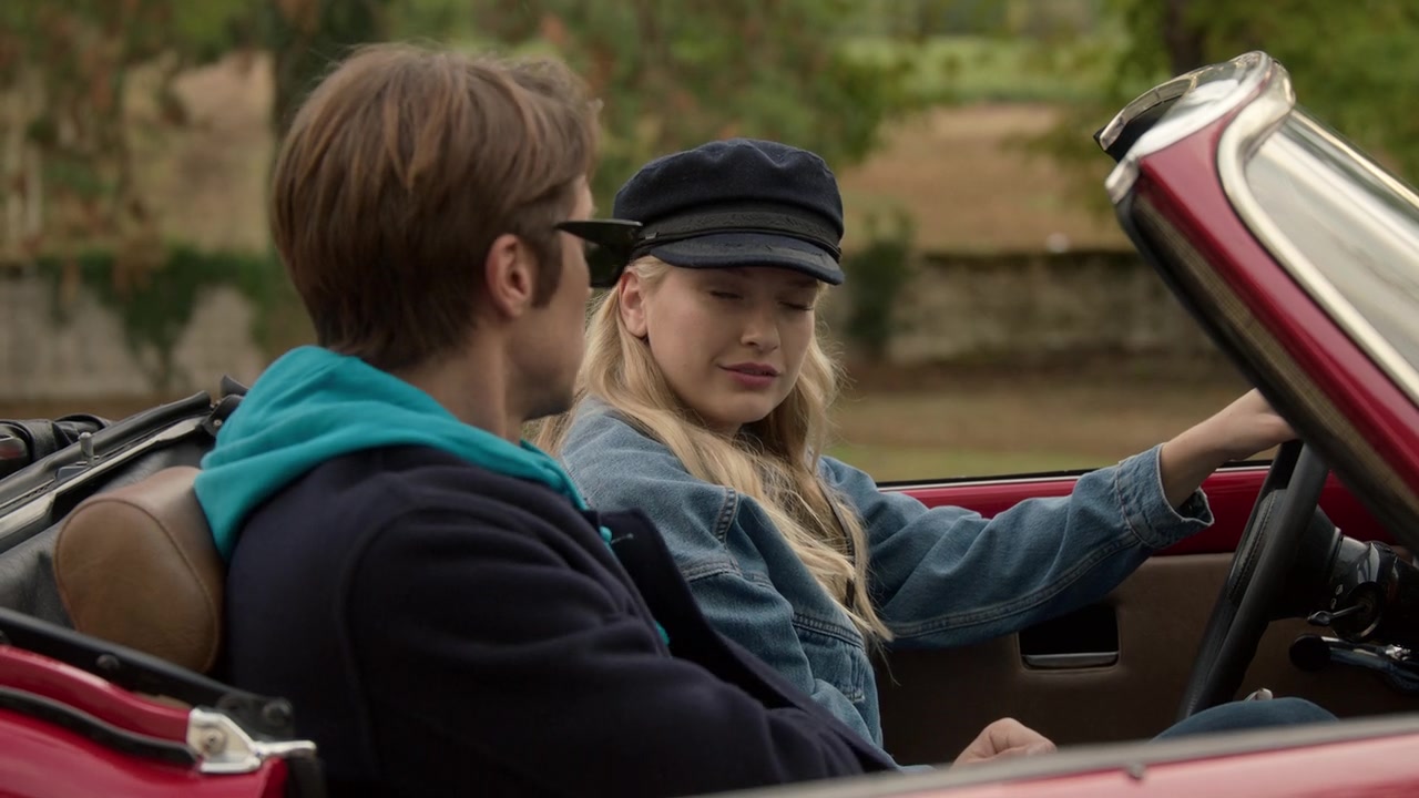 Emily_in_Paris_S01E08_Family_Affair_720p_NF_WEB-DL_DDP5_1_x264-BTN_0291.jpg Emily_in_Paris_S01E08_Family_Affair_720p_NF_WEB-DL_DDP5_1_x264-BTN_0291.jpg