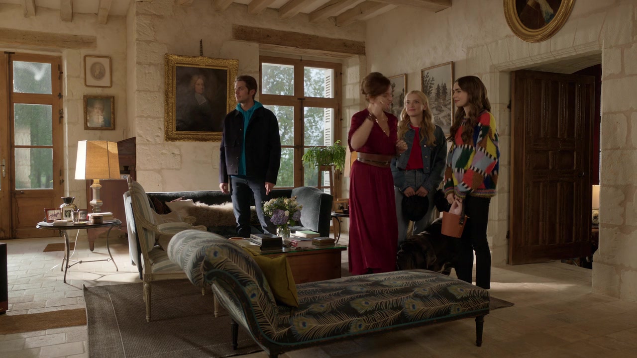 Emily_in_Paris_S01E08_Family_Affair_720p_NF_WEB-DL_DDP5_1_x264-BTN_0340.jpg Emily_in_Paris_S01E08_Family_Affair_720p_NF_WEB-DL_DDP5_1_x264-BTN_0340.jpg