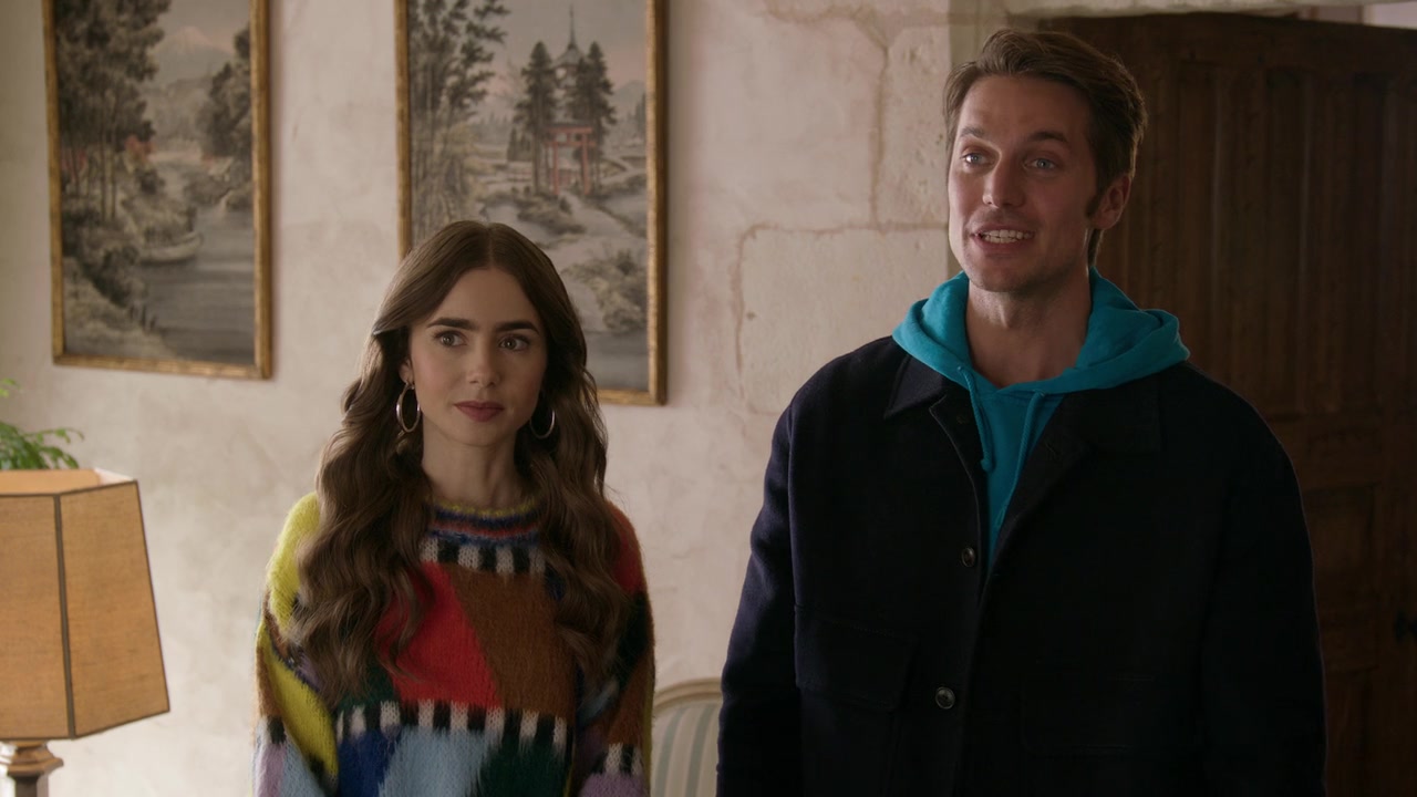 Emily_in_Paris_S01E08_Family_Affair_720p_NF_WEB-DL_DDP5_1_x264-BTN_0387.jpg