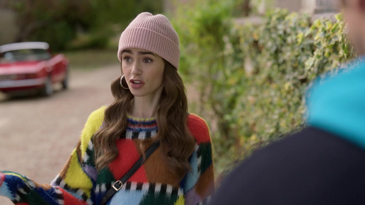 Emily_in_Paris_S01E08_Family_Affair_720p_NF_WEB-DL_DDP5_1_x264-BTN_0420.jpg