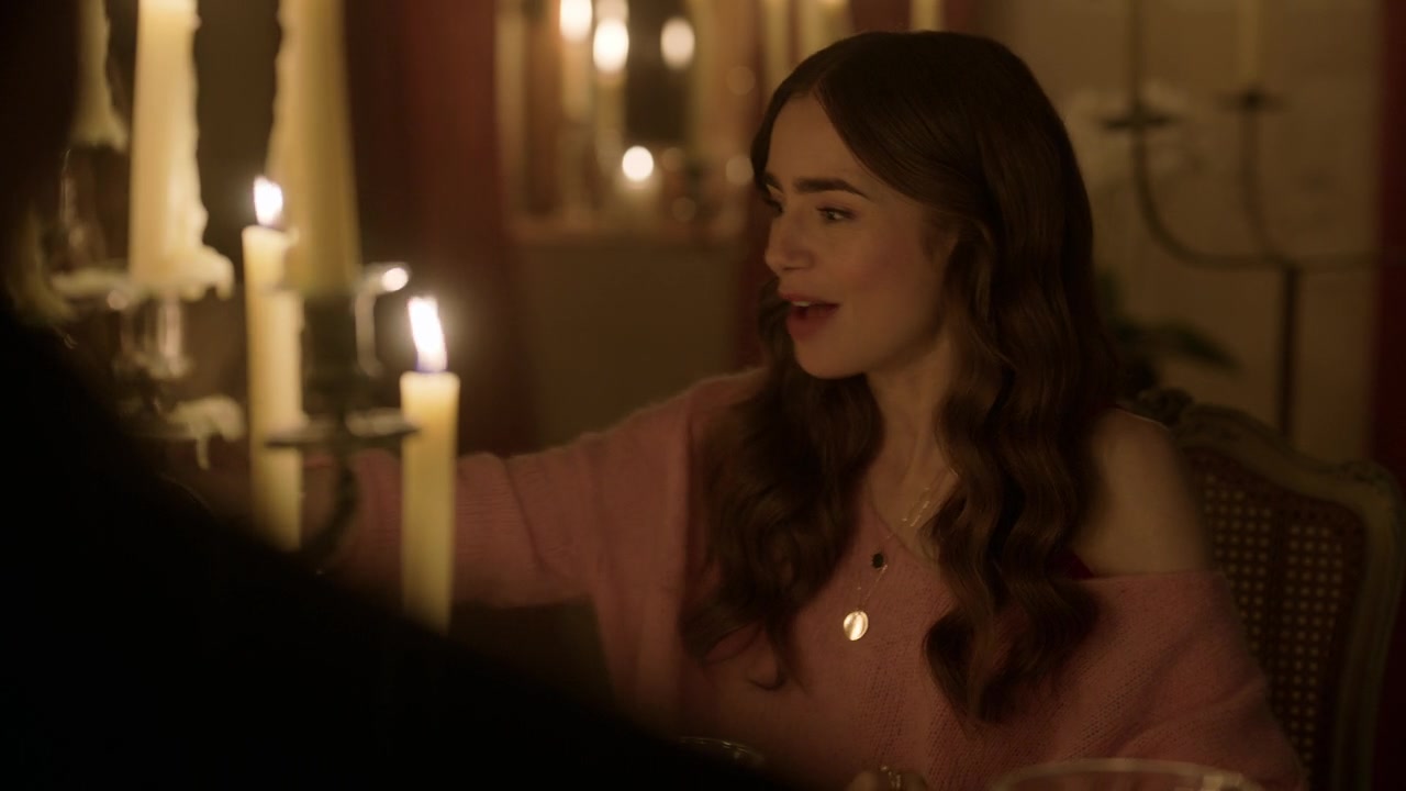 Emily_in_Paris_S01E08_Family_Affair_720p_NF_WEB-DL_DDP5_1_x264-BTN_0575.jpg