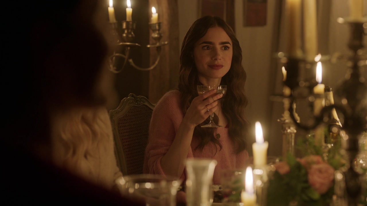 Emily_in_Paris_S01E08_Family_Affair_720p_NF_WEB-DL_DDP5_1_x264-BTN_0591.jpg