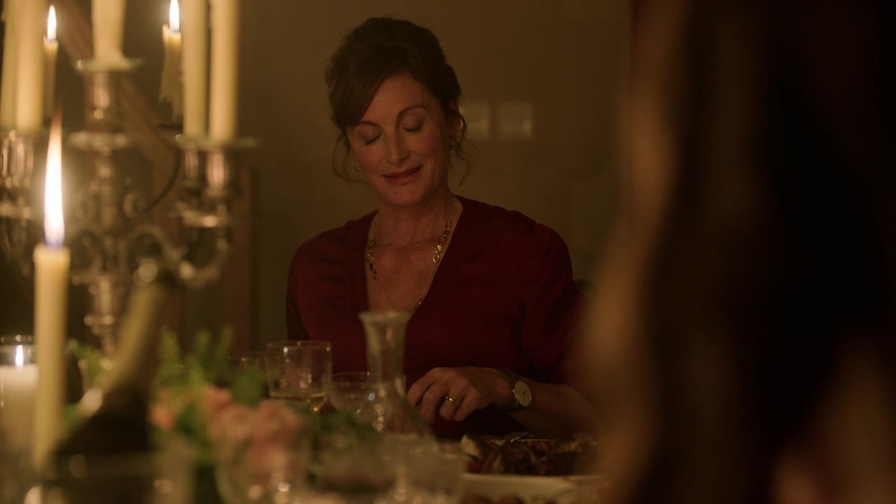 Emily_in_Paris_S01E08_Family_Affair_720p_NF_WEB-DL_DDP5_1_x264-BTN_0605.jpg