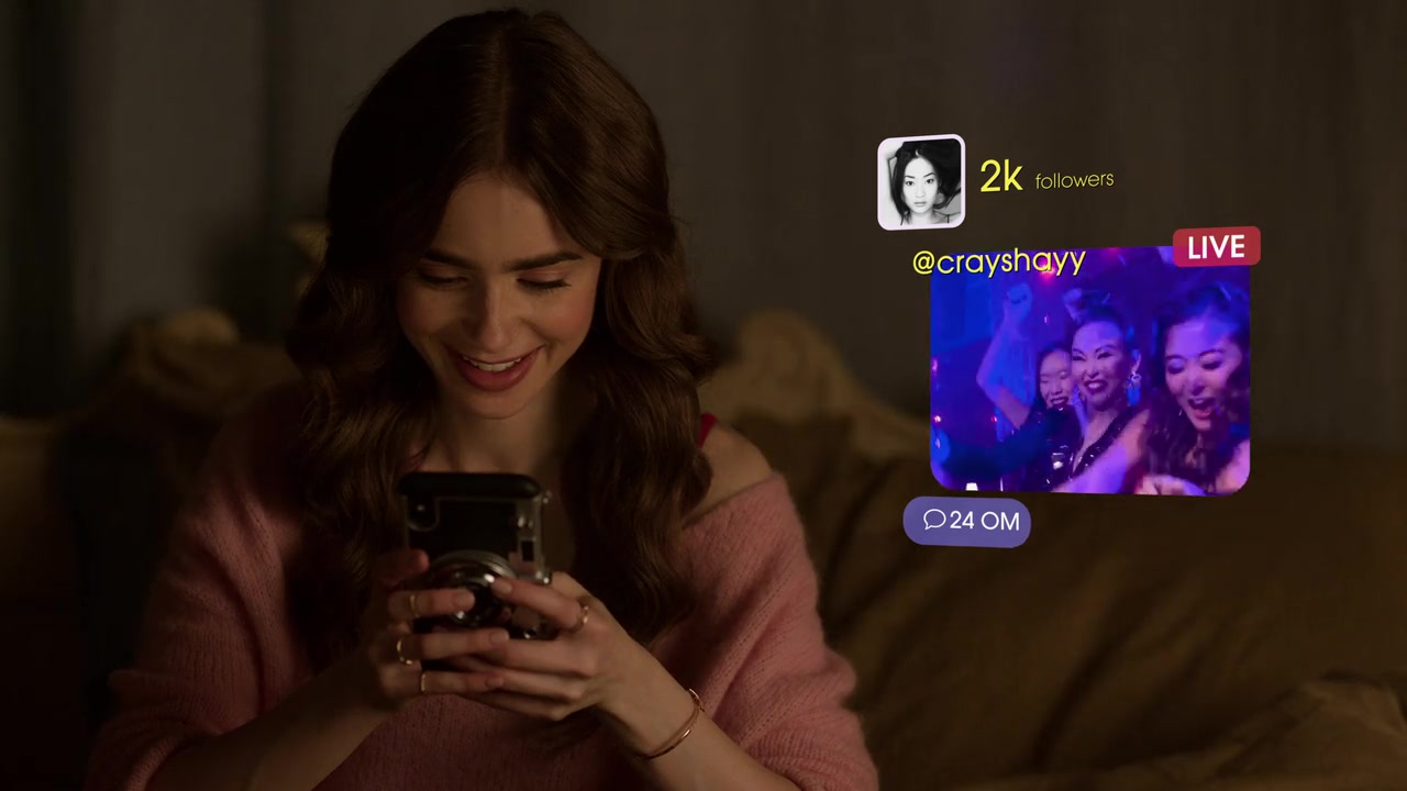 Emily_in_Paris_S01E08_Family_Affair_720p_NF_WEB-DL_DDP5_1_x264-BTN_0789.jpg