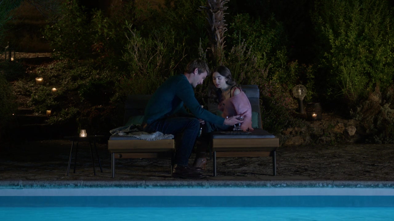 Emily_in_Paris_S01E08_Family_Affair_720p_NF_WEB-DL_DDP5_1_x264-BTN_0815.jpg