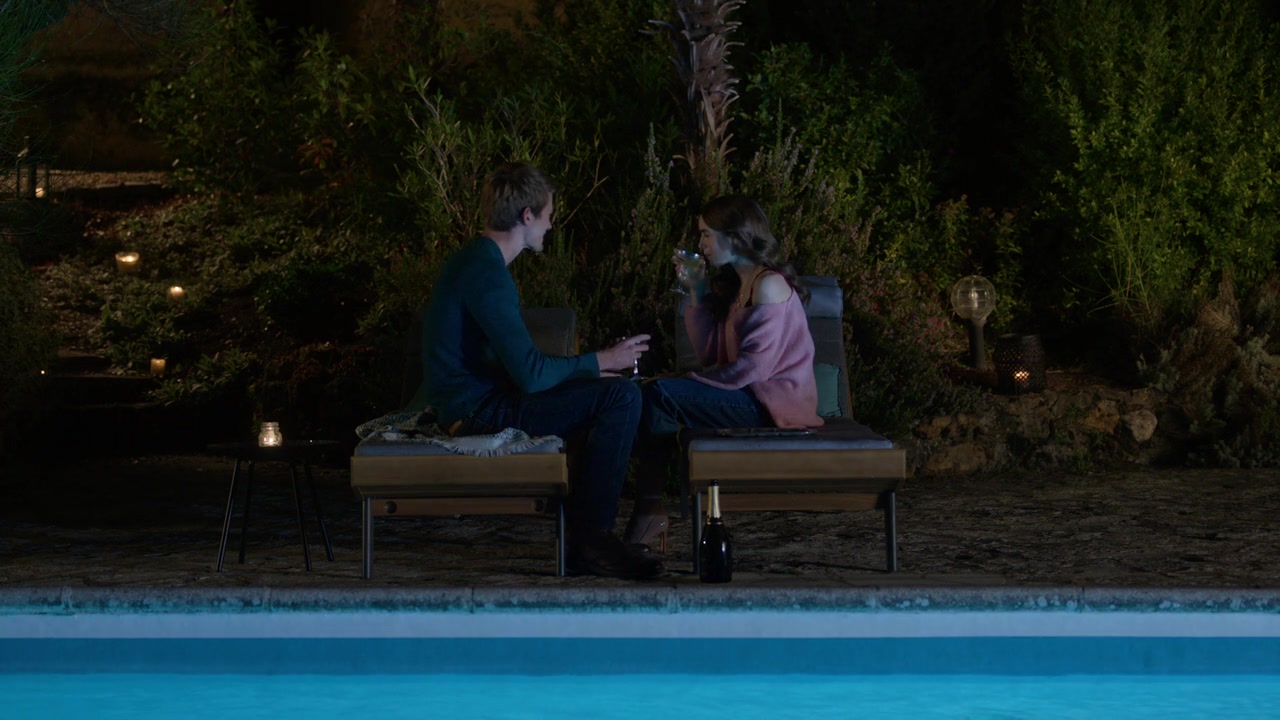 Emily_in_Paris_S01E08_Family_Affair_720p_NF_WEB-DL_DDP5_1_x264-BTN_0840.jpg Emily_in_Paris_S01E08_Family_Affair_720p_NF_WEB-DL_DDP5_1_x264-BTN_0840.jpg