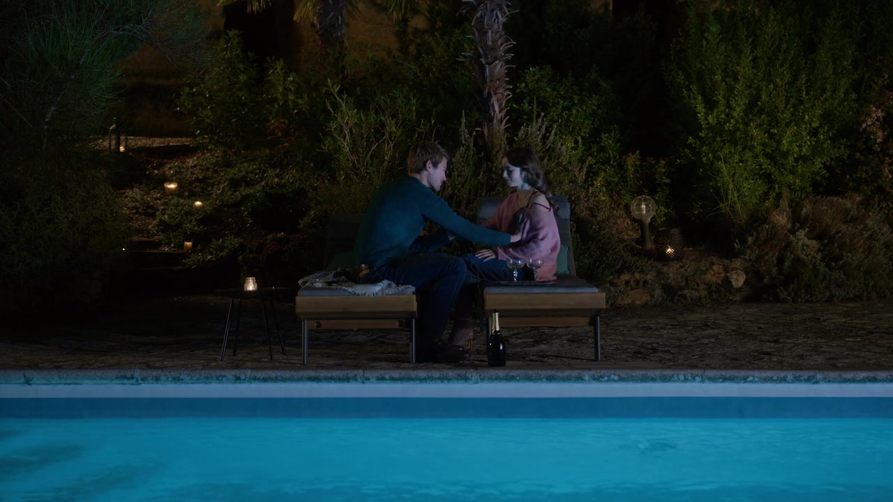 Emily_in_Paris_S01E08_Family_Affair_720p_NF_WEB-DL_DDP5_1_x264-BTN_0895.jpg Emily_in_Paris_S01E08_Family_Affair_720p_NF_WEB-DL_DDP5_1_x264-BTN_0895.jpg