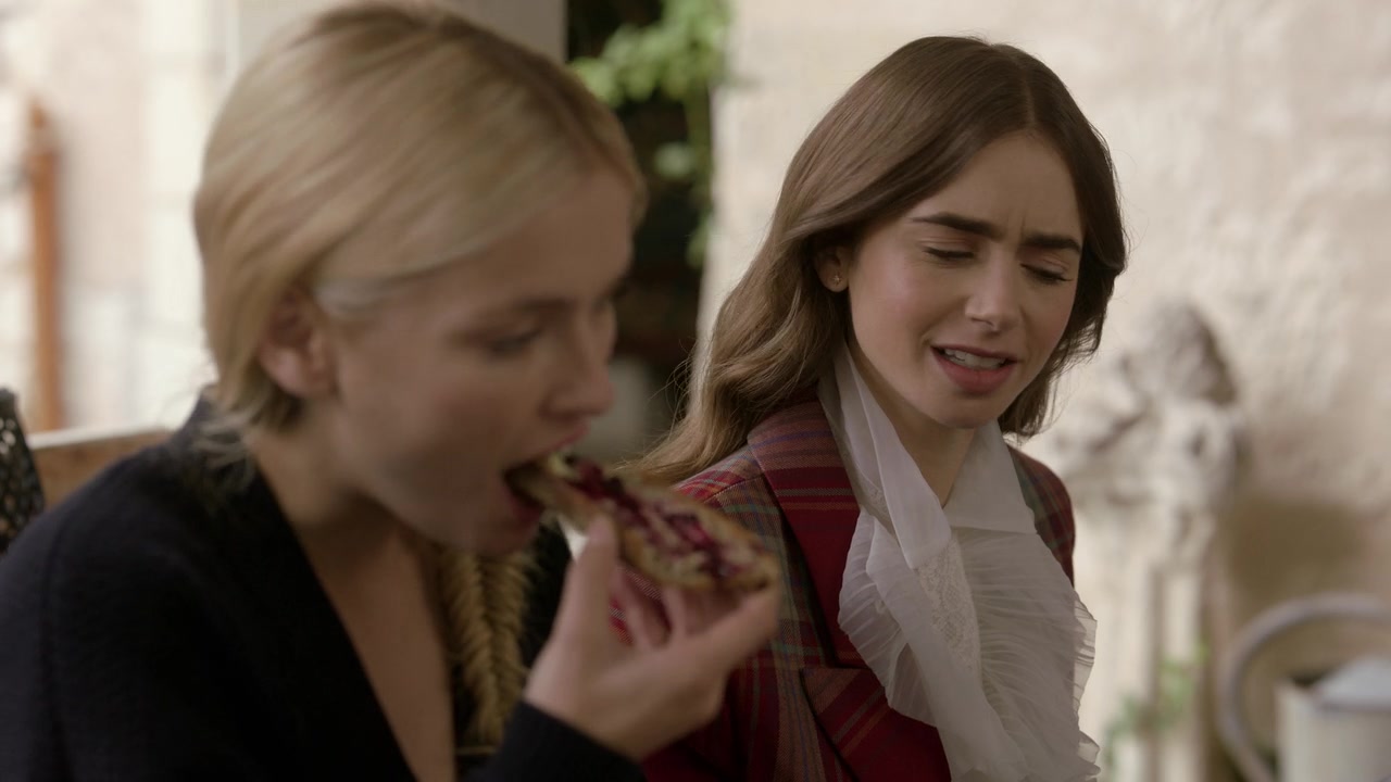 Emily_in_Paris_S01E08_Family_Affair_720p_NF_WEB-DL_DDP5_1_x264-BTN_0954.jpg Emily_in_Paris_S01E08_Family_Affair_720p_NF_WEB-DL_DDP5_1_x264-BTN_0954.jpg