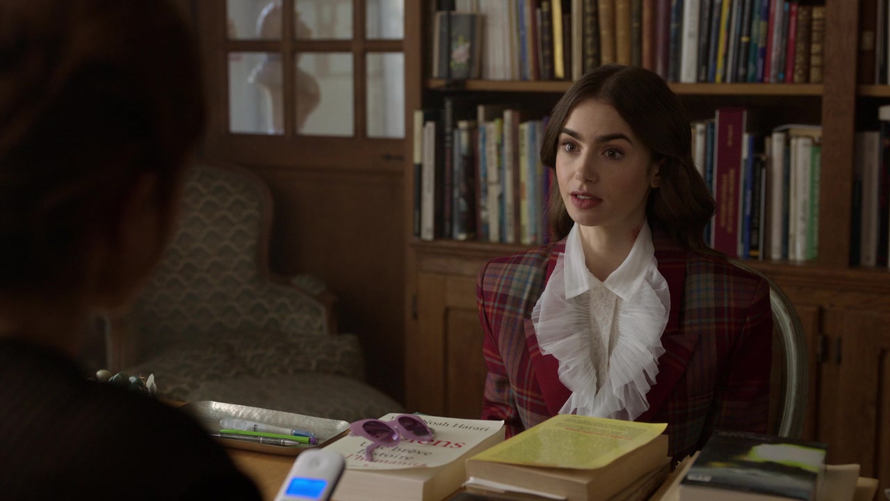 Emily_in_Paris_S01E08_Family_Affair_720p_NF_WEB-DL_DDP5_1_x264-BTN_1041.jpg Emily_in_Paris_S01E08_Family_Affair_720p_NF_WEB-DL_DDP5_1_x264-BTN_1041.jpg