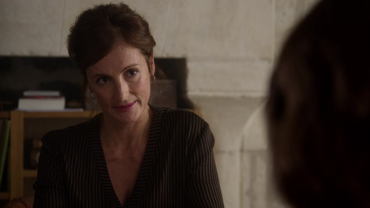 Emily_in_Paris_S01E08_Family_Affair_720p_NF_WEB-DL_DDP5_1_x264-BTN_1081.jpg Emily_in_Paris_S01E08_Family_Affair_720p_NF_WEB-DL_DDP5_1_x264-BTN_1081.jpg