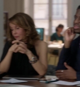 Emily_in_Paris_S01E08_Family_Affair_720p_NF_WEB-DL_DDP5_1_x264-BTN_0175.jpg