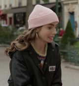 Emily_in_Paris_S01E08_Family_Affair_720p_NF_WEB-DL_DDP5_1_x264-BTN_0250.jpg