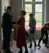 Emily_in_Paris_S01E08_Family_Affair_720p_NF_WEB-DL_DDP5_1_x264-BTN_0322.jpg
