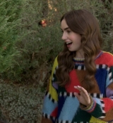 Emily_in_Paris_S01E08_Family_Affair_720p_NF_WEB-DL_DDP5_1_x264-BTN_0359.jpg