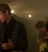 Emily_in_Paris_S01E08_Family_Affair_720p_NF_WEB-DL_DDP5_1_x264-BTN_0507.jpg