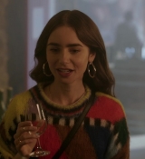 Emily_in_Paris_S01E08_Family_Affair_720p_NF_WEB-DL_DDP5_1_x264-BTN_0516.jpg