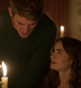 Emily_in_Paris_S01E08_Family_Affair_720p_NF_WEB-DL_DDP5_1_x264-BTN_0580.jpg