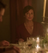 Emily_in_Paris_S01E08_Family_Affair_720p_NF_WEB-DL_DDP5_1_x264-BTN_0624.jpg