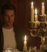 Emily_in_Paris_S01E08_Family_Affair_720p_NF_WEB-DL_DDP5_1_x264-BTN_0633.jpg