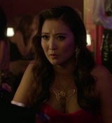 Emily_in_Paris_S01E08_Family_Affair_720p_NF_WEB-DL_DDP5_1_x264-BTN_0698.jpg