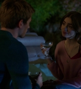 Emily_in_Paris_S01E08_Family_Affair_720p_NF_WEB-DL_DDP5_1_x264-BTN_0846.jpg
