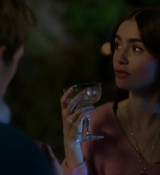 Emily_in_Paris_S01E08_Family_Affair_720p_NF_WEB-DL_DDP5_1_x264-BTN_0850.jpg