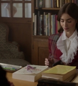 Emily_in_Paris_S01E08_Family_Affair_720p_NF_WEB-DL_DDP5_1_x264-BTN_1053.jpg