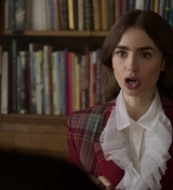 Emily_in_Paris_S01E08_Family_Affair_720p_NF_WEB-DL_DDP5_1_x264-BTN_1070.jpg