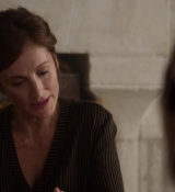Emily_in_Paris_S01E08_Family_Affair_720p_NF_WEB-DL_DDP5_1_x264-BTN_1080.jpg