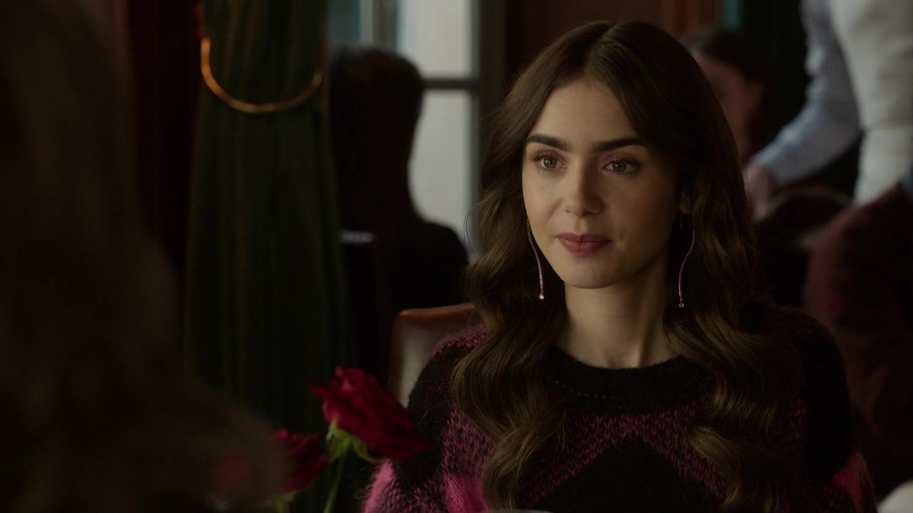 Emily_in_Paris_S01E09_An_American_Auction_in_Paris_720p_NF_WEB-DL_DDP5_1_x264-BTN_0130.jpg
