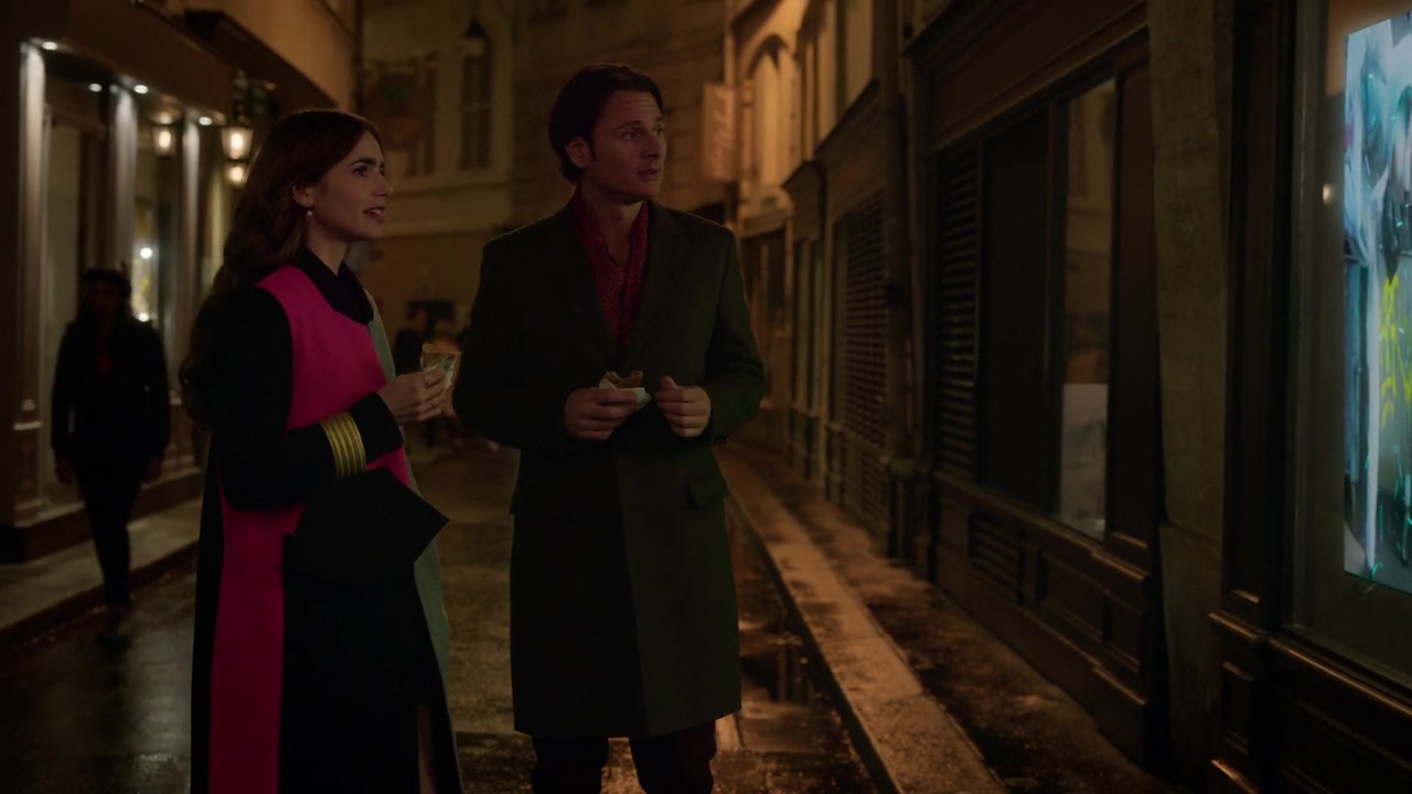 Emily_in_Paris_S01E09_An_American_Auction_in_Paris_720p_NF_WEB-DL_DDP5_1_x264-BTN_0342.jpg