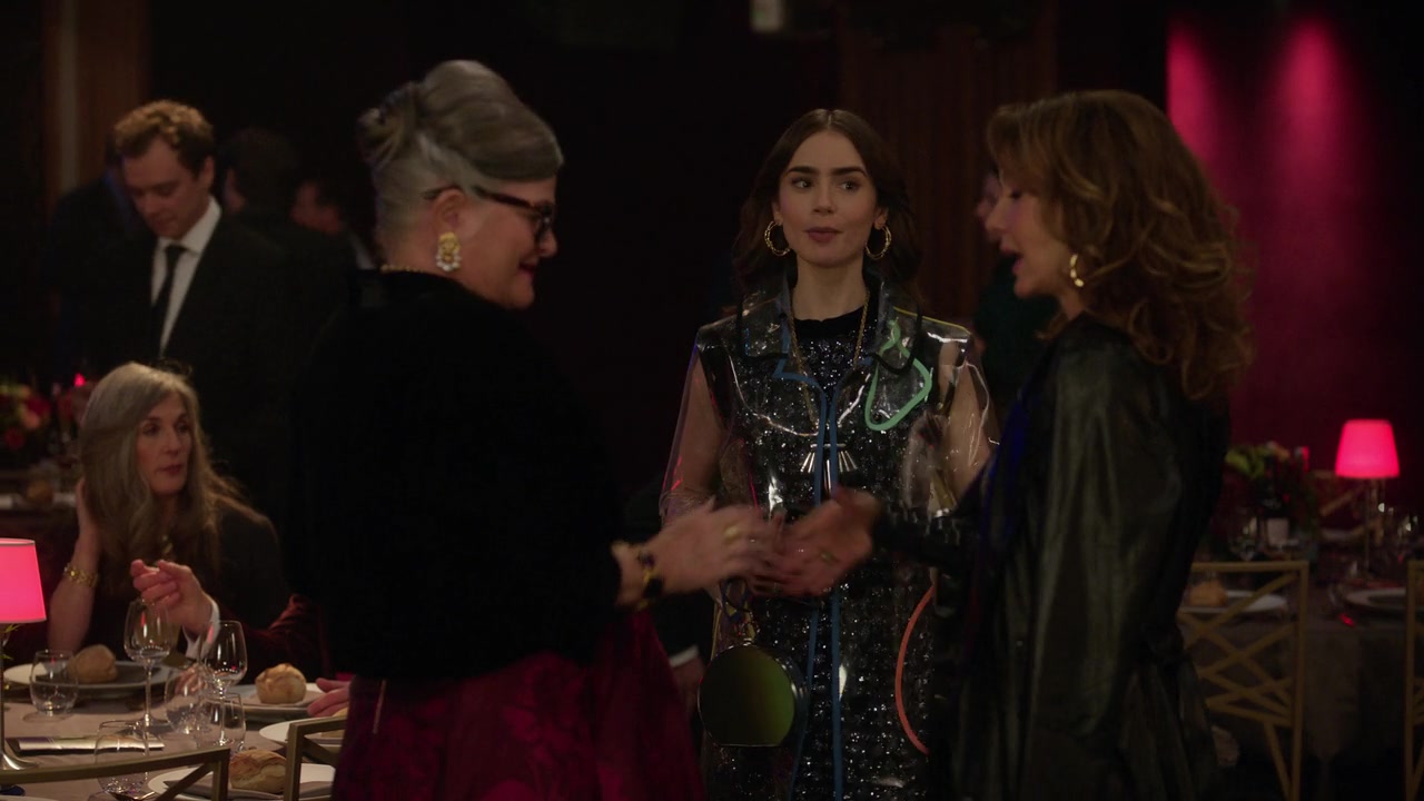 Emily_in_Paris_S01E09_An_American_Auction_in_Paris_720p_NF_WEB-DL_DDP5_1_x264-BTN_0537.jpg Emily_in_Paris_S01E09_An_American_Auction_in_Paris_720p_NF_WEB-DL_DDP5_1_x264-BTN_0537.jpg