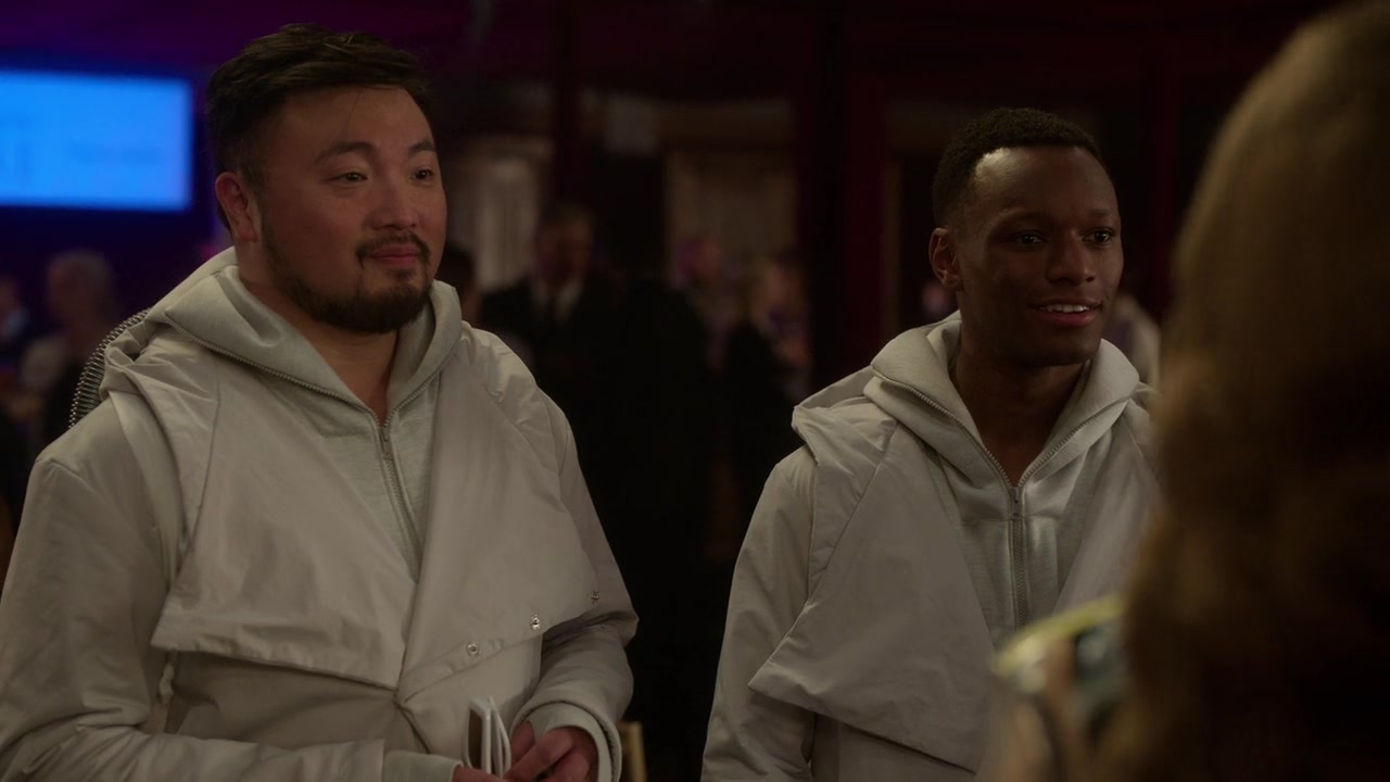 Emily_in_Paris_S01E09_An_American_Auction_in_Paris_720p_NF_WEB-DL_DDP5_1_x264-BTN_0579.jpg Emily_in_Paris_S01E09_An_American_Auction_in_Paris_720p_NF_WEB-DL_DDP5_1_x264-BTN_0579.jpg
