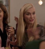 Emily_in_Paris_S01E09_An_American_Auction_in_Paris_720p_NF_WEB-DL_DDP5_1_x264-BTN_0222.jpg