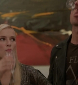 Emily_in_Paris_S01E09_An_American_Auction_in_Paris_720p_NF_WEB-DL_DDP5_1_x264-BTN_0318.jpg